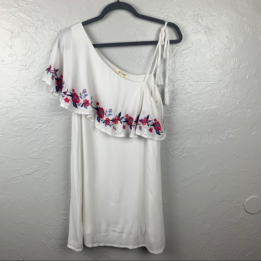 Francesca’s white one shoulder floral dress Sm - Picture 2 of 12